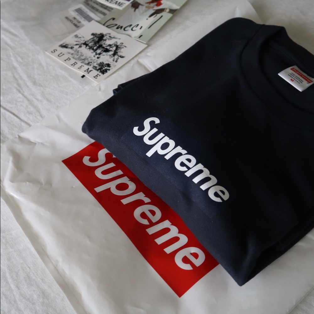 Supreme box logo L/S tee (NAVY)
